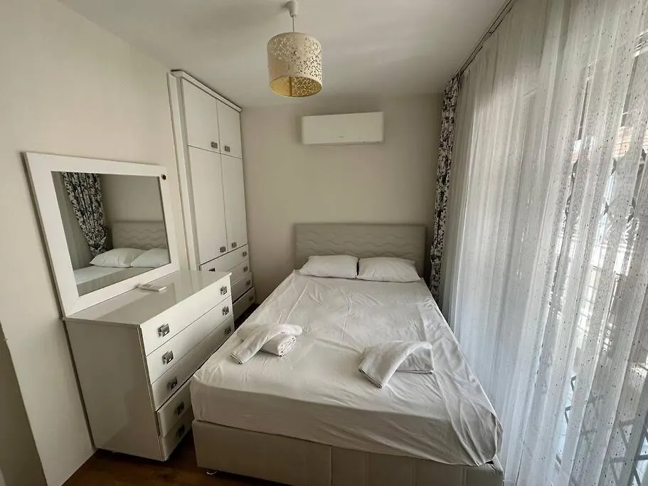 Nefis Villas Denize Ve Avm Ye Yakin Yazlik Kusadasi Long Beach Turkey