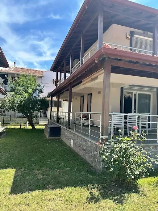 Nefis Villas Denize Ve Avm Ye Yakin Yazlik Kusadasi Long Beach