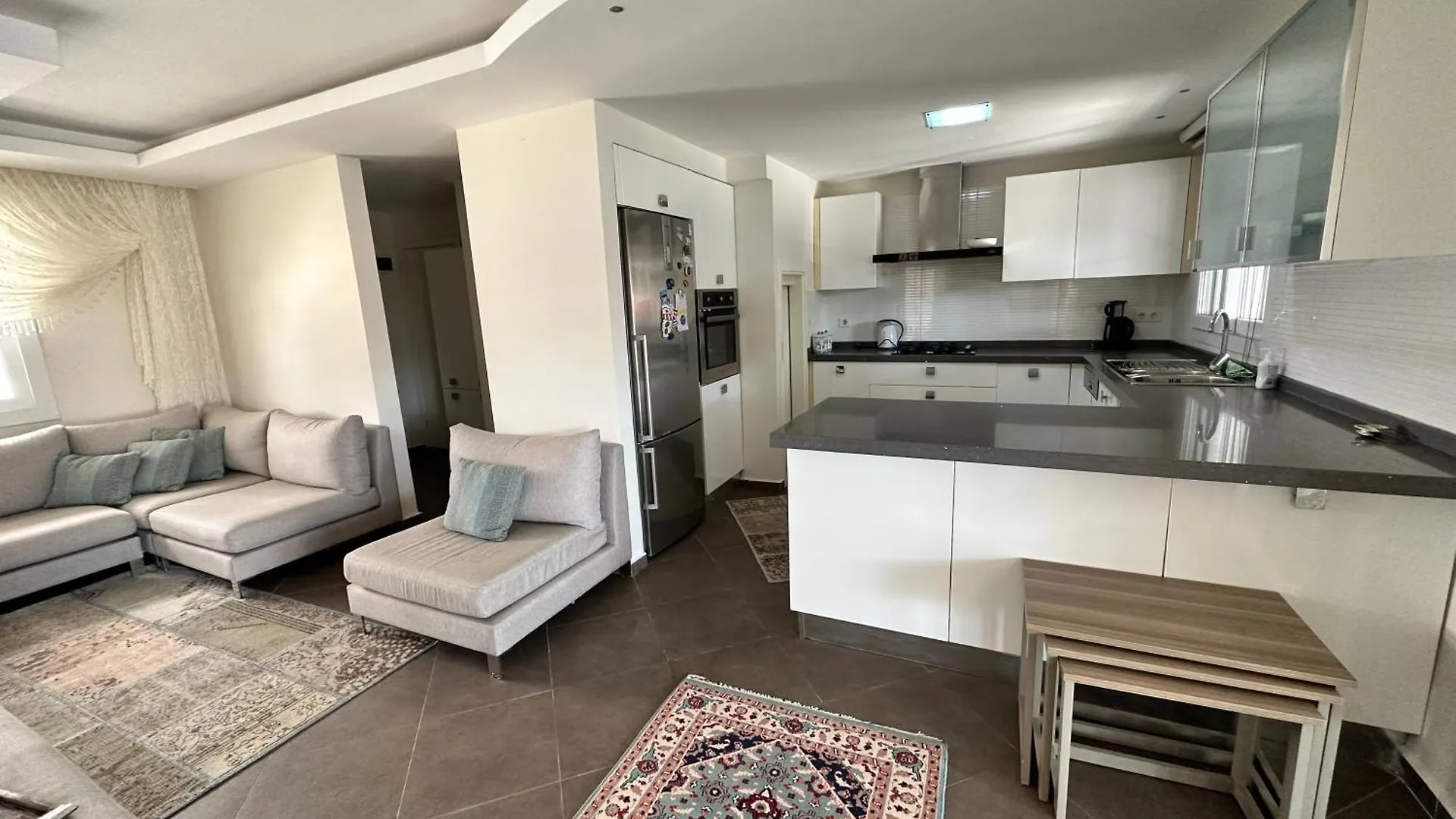 Nefis Villas Denize Ve Avm Ye Yakin Yazlik Kusadasi Long Beach