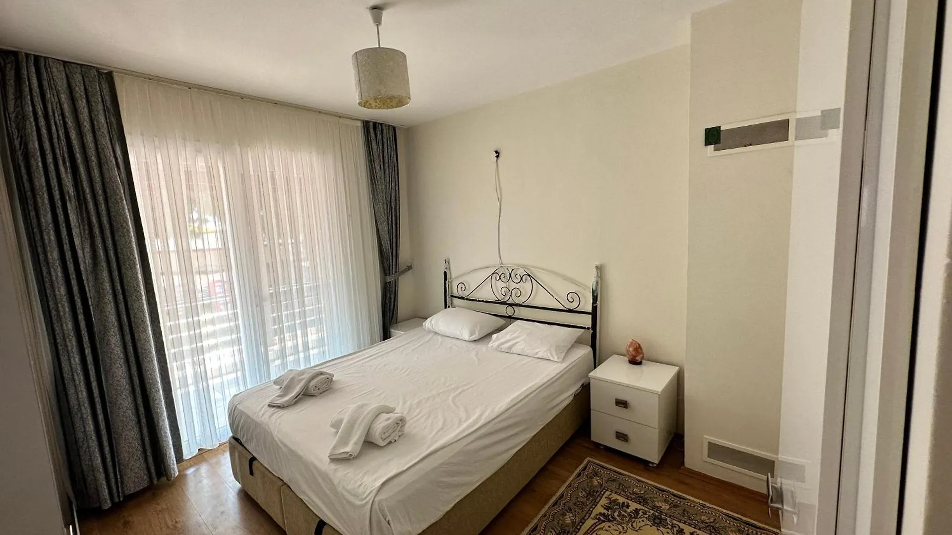 Nefis Villas Denize Ve Avm Ye Yakin Yazlik Kusadasi Long Beach